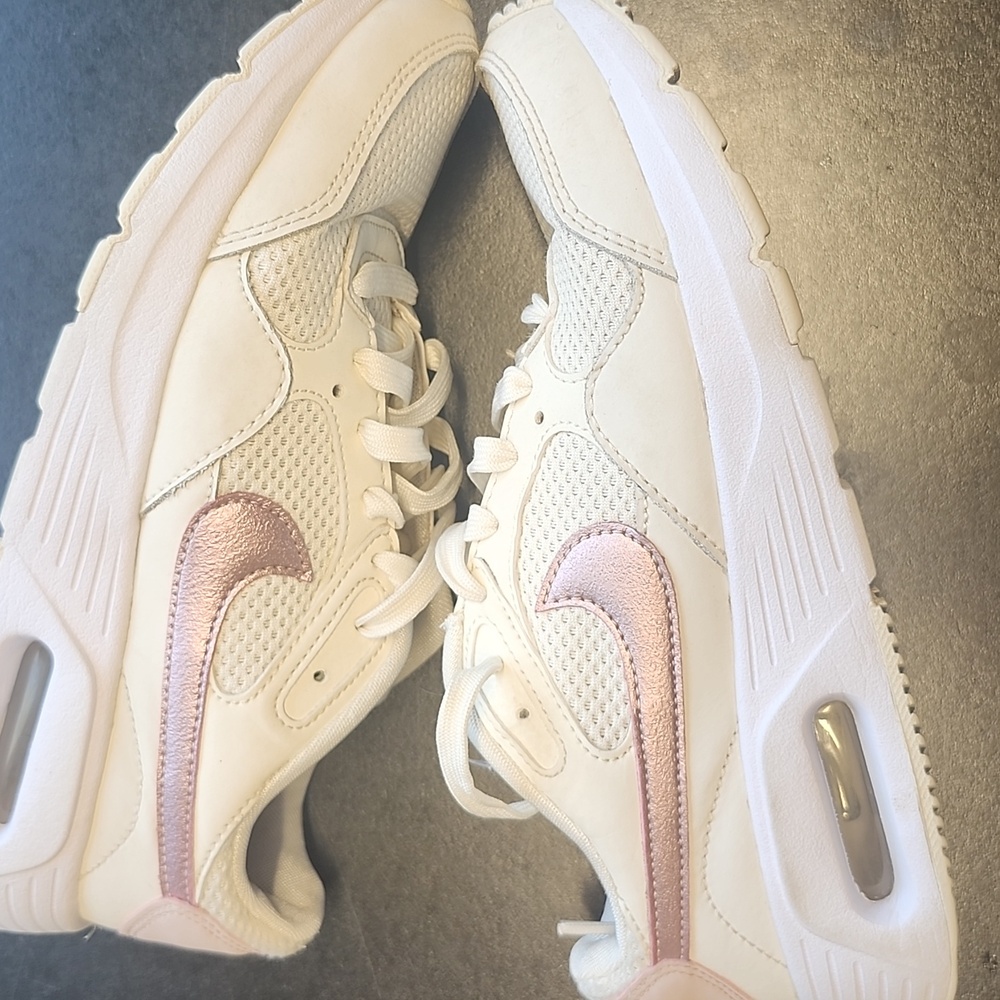 Nike Women's Cream and Pink Air Max Sneakers